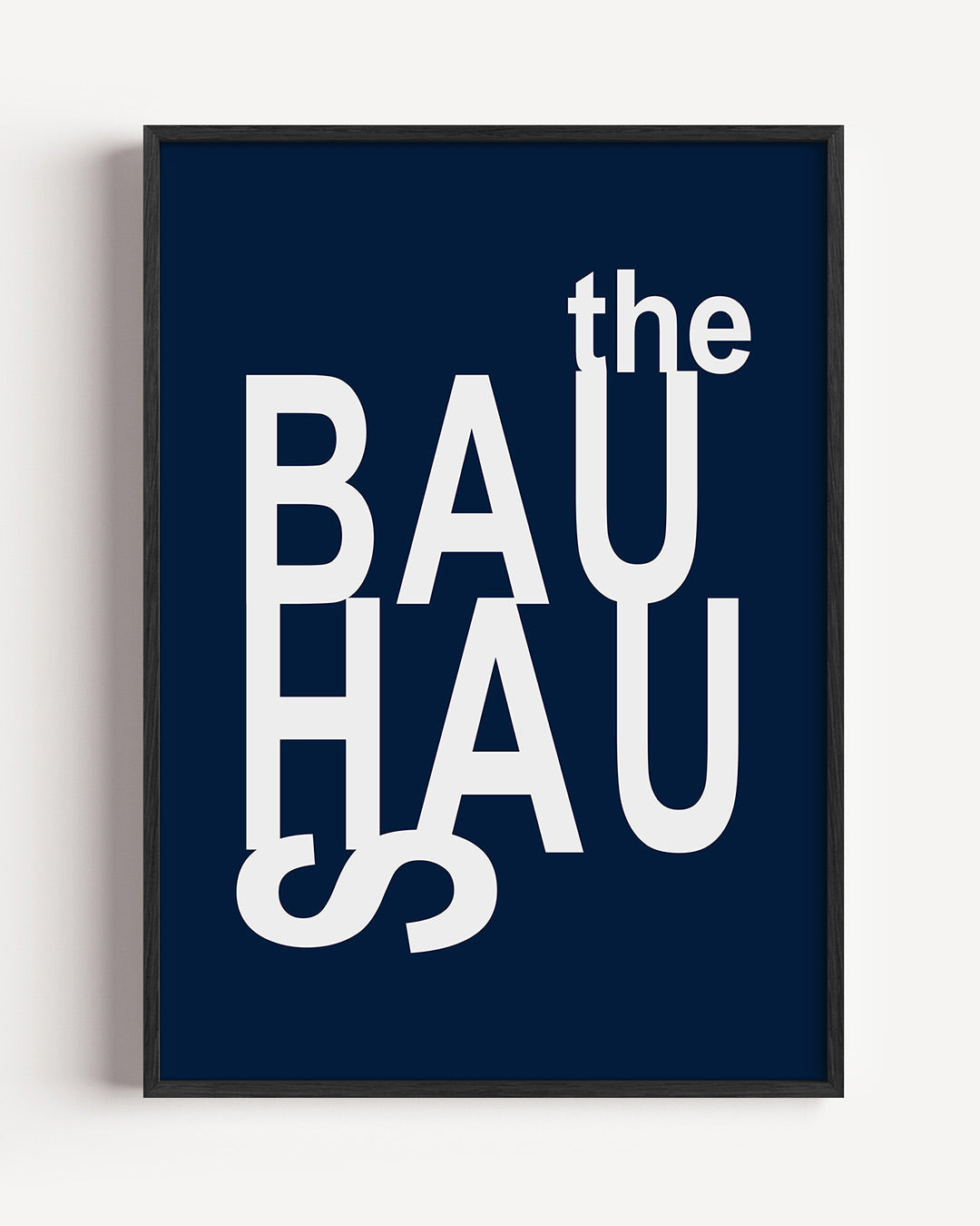 Typografisch spel – staande Bauhaus poster als wanddecoratie