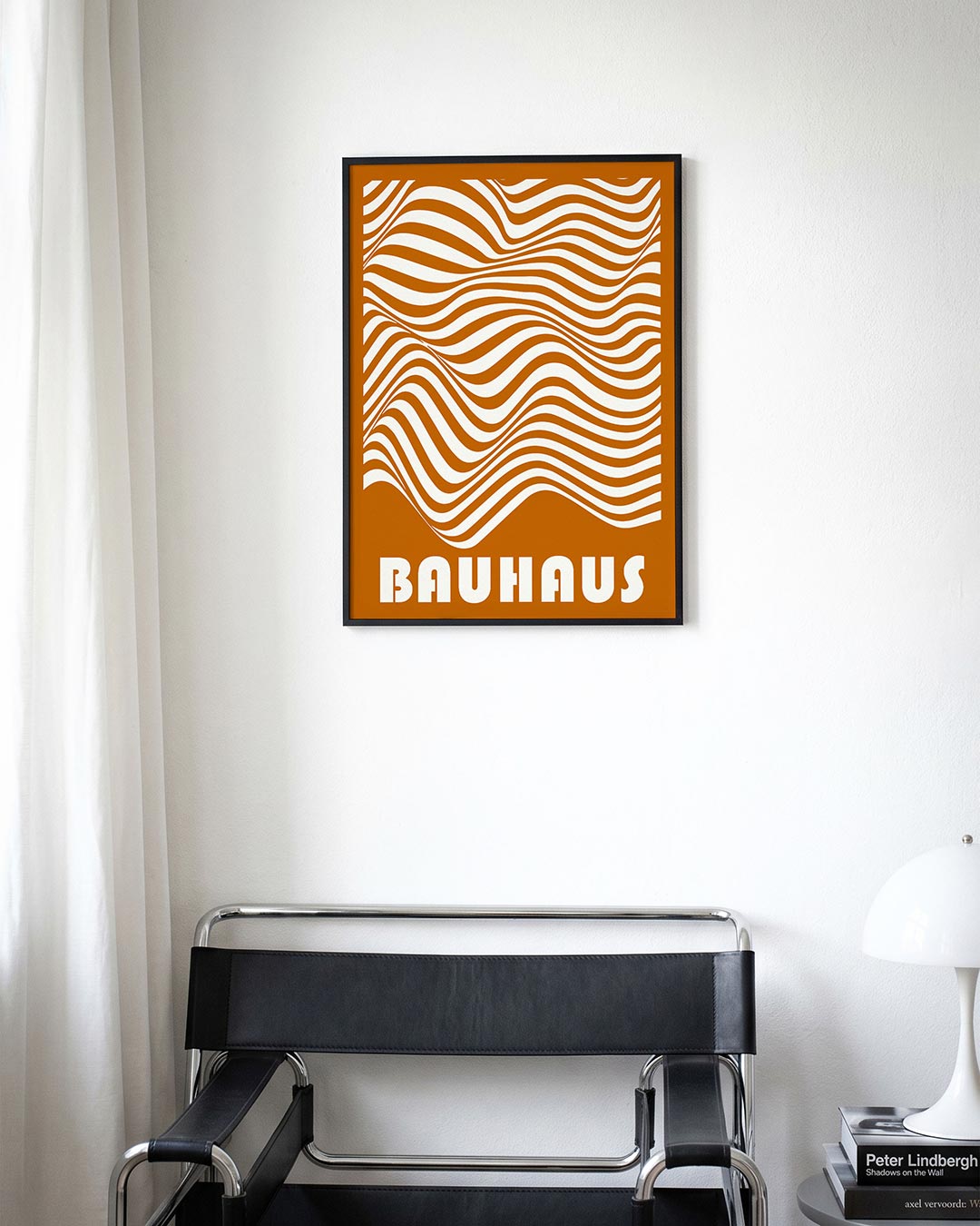 Golvend lijnenspel – moderne Bauhaus wandkunst als poster