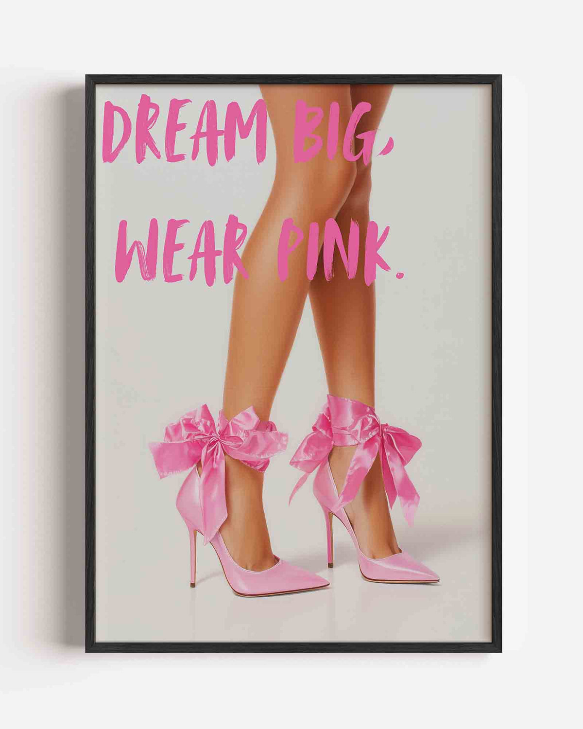 Roze hakken met strik – Pop Art portret poster als wanddecoratie