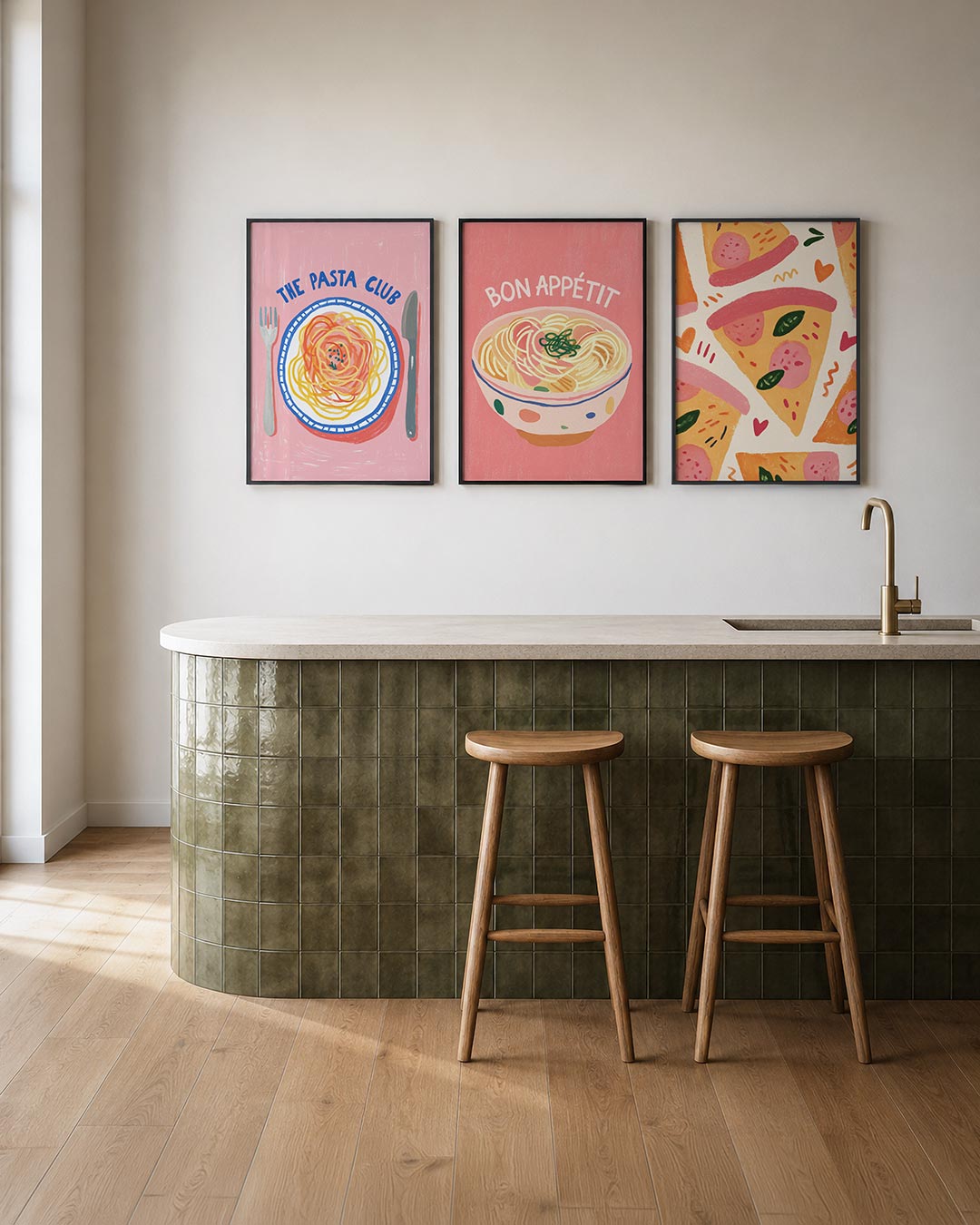 Eetlustige kleuren posterset – tweede productweergave – een speelse compositie met een bord spaghetti op een roze