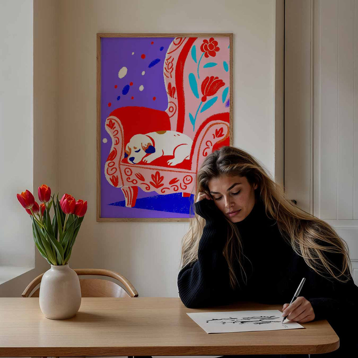 Dromerige Puppy op Bloemrijke Fauteuil – zomer poster als frisse staande wanddecoratie