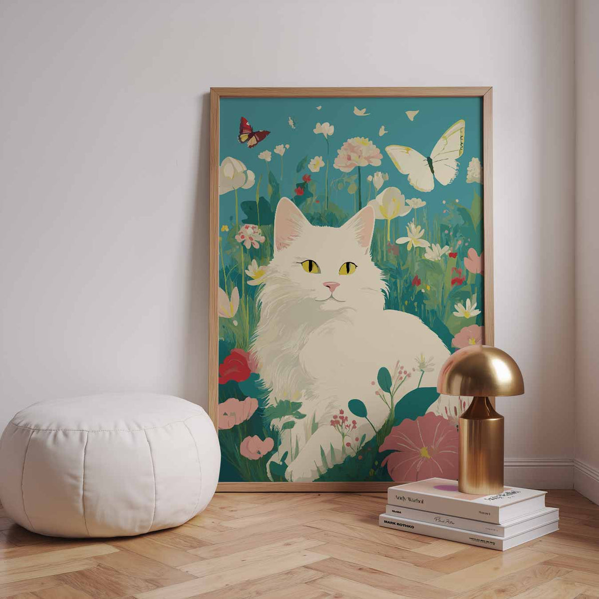 Vrolijke Kat in Bloementuin – staande muurposter met mindful uitstraling