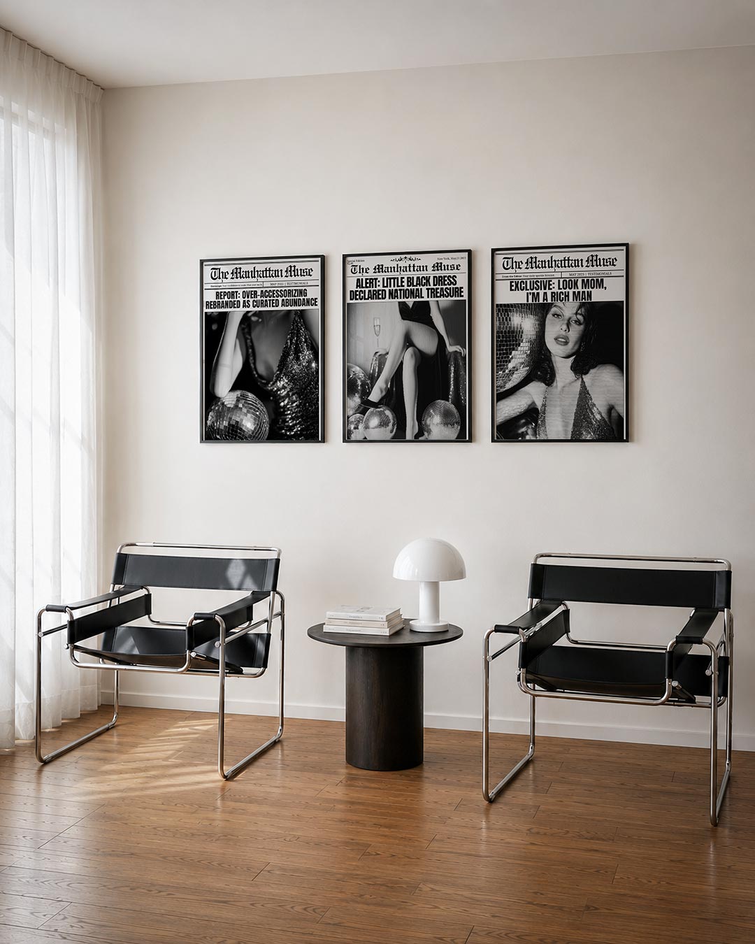Glinsterend contrast driedelige posterset – een zwart-wit compositie met een glinsterende discobal en