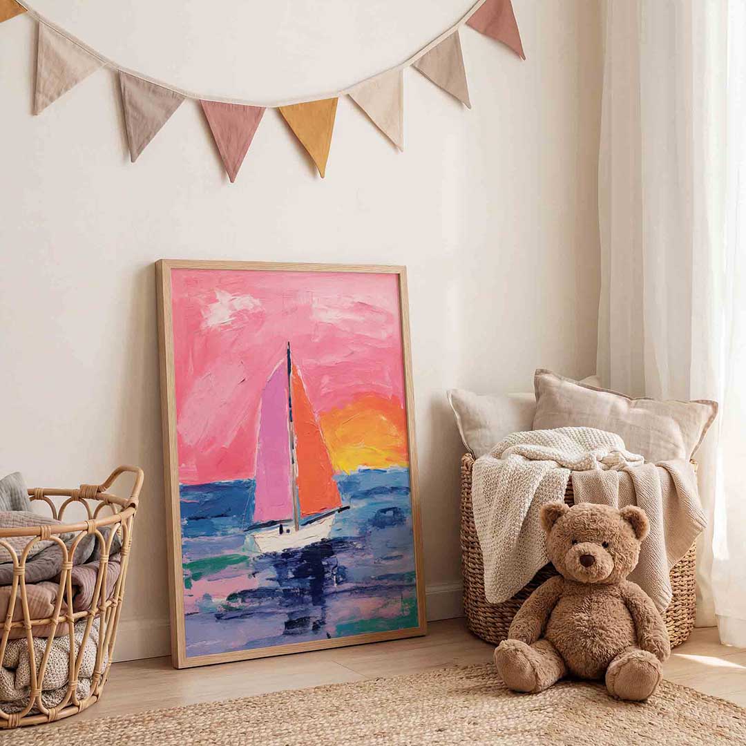 Zeilboot op kleurrijke zee – speelse wandkunst als portret kinderposter