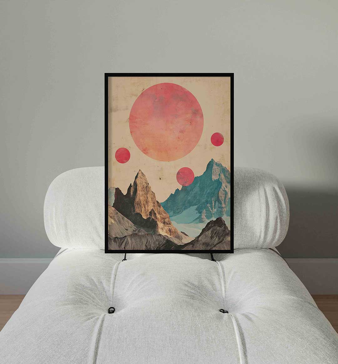 Bergen en cirkels – staande surrealistische wanddecoratie van WallArtistic