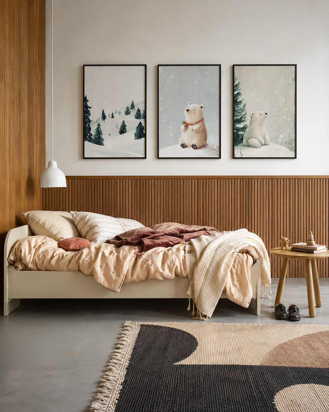 Winterse sereniteit driedelige posterset – sneeuwvlokken dwarrelen zachtjes neer op een glooiend