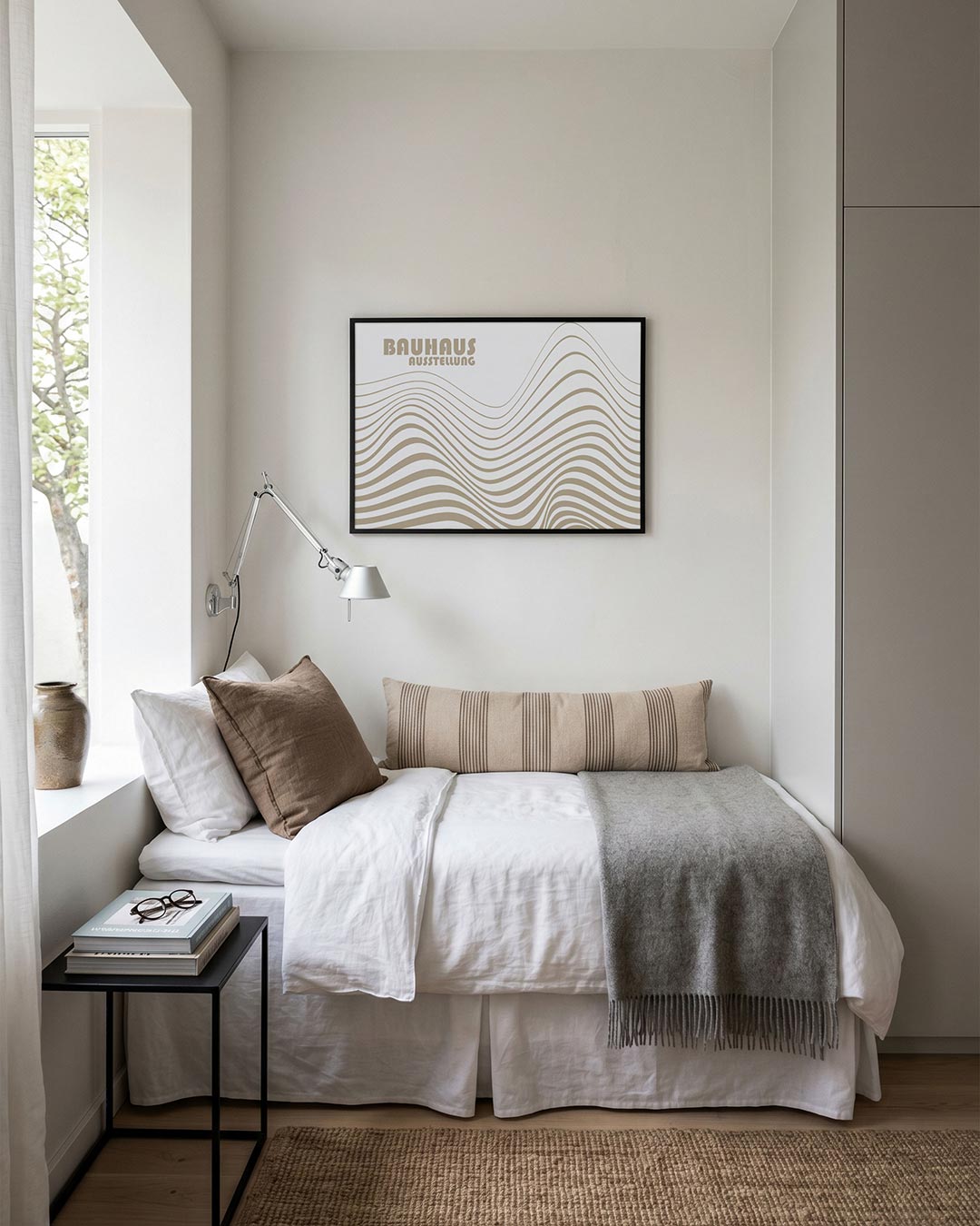 Golvend lijnenspel – moderne Bauhaus wandkunst als poster