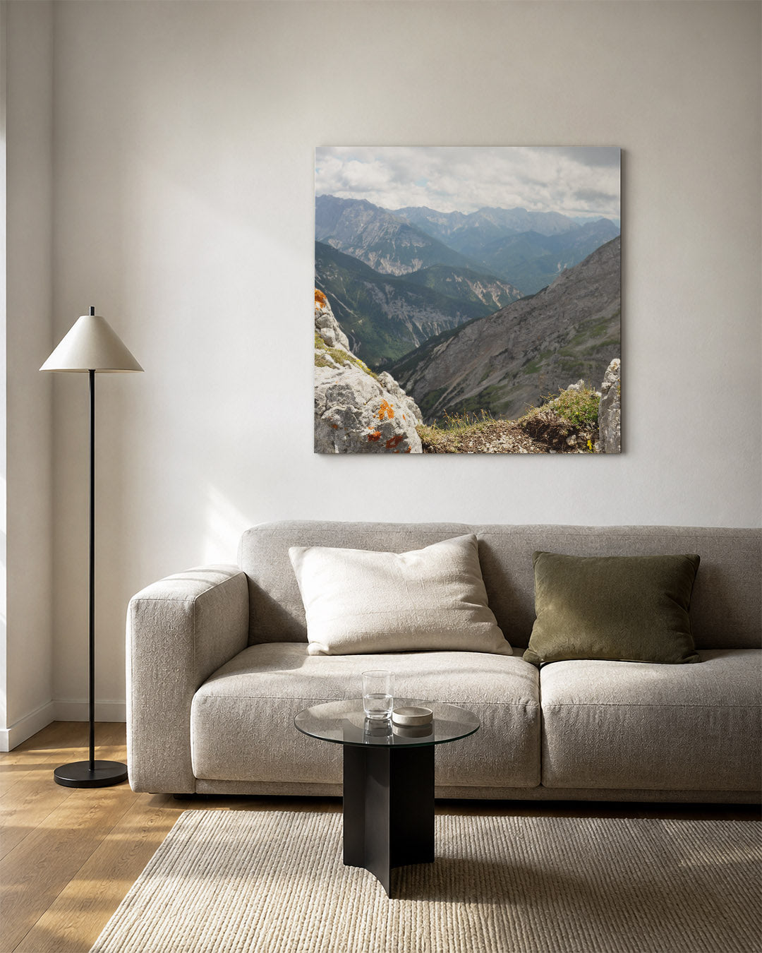 Berglandschap panorama kunstwerk – vierkante wanddecoratie – deze kunstwerk toont een indrukwekkend berglandschap met ruige