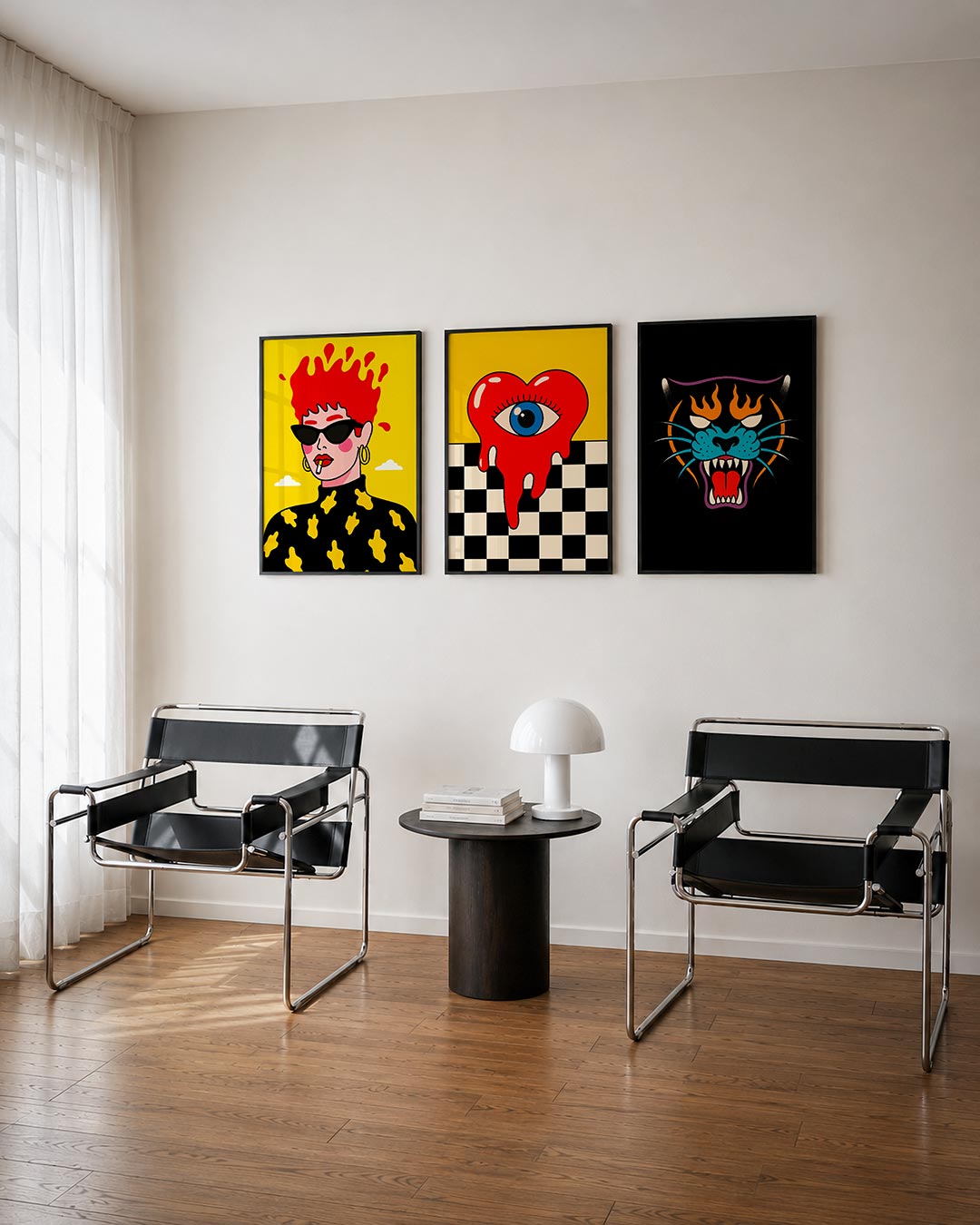 Kleurrijke portretuitstraling driedelige posterset – felgeel en rood domineren deze compositie met een speelse