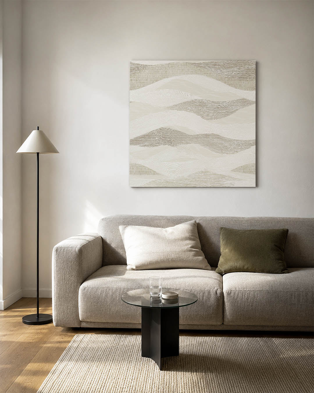 Golvende lijnen kunstwerk – vierkante wanddecoratie – dit werk toont vloeiende, golvende lijnen in beige en wit, die een