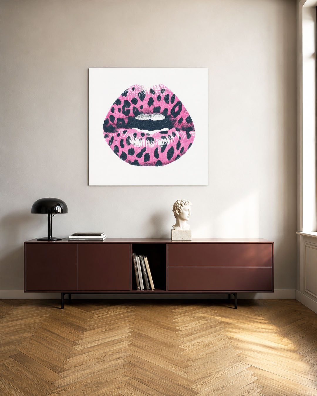 Gedurfde lippenprint kunstwerk – tweede productweergave – dit kunstwerk toont een opvallende lippenprint met een speels