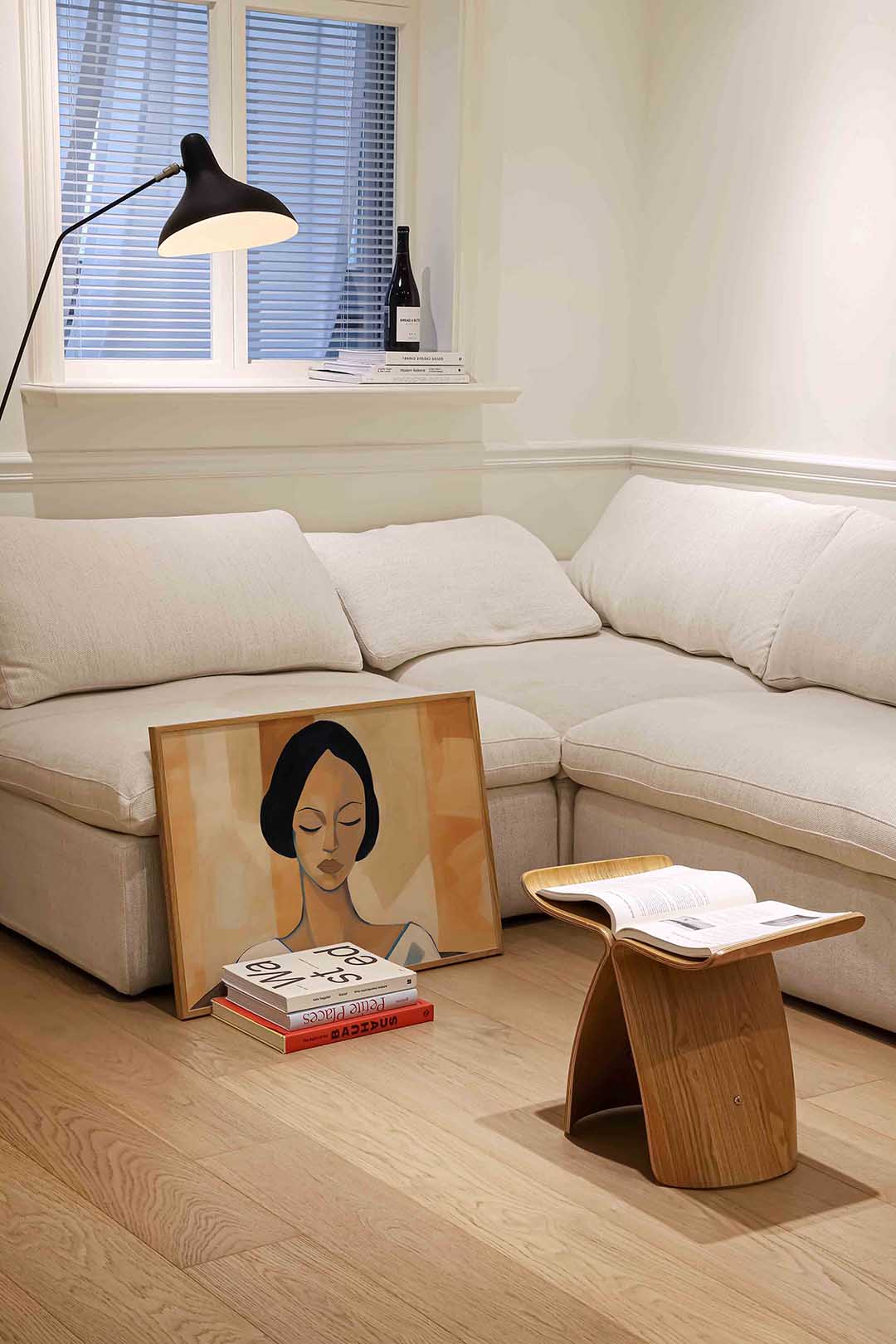 Vrouw met gesloten ogen – vrouwelijke portretkunst als landscape poster
