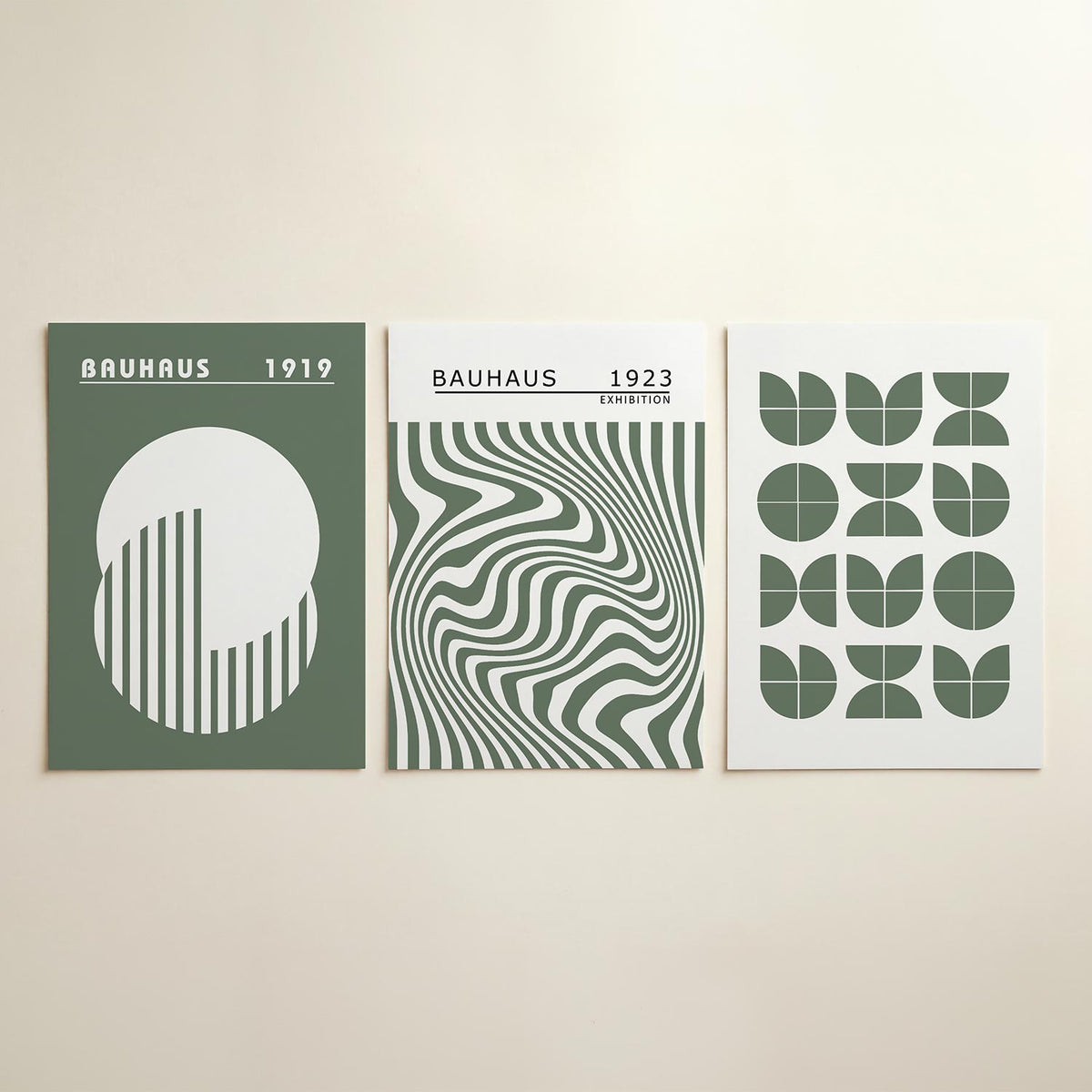 Cirkel en strepen driedelige posterset in interieur