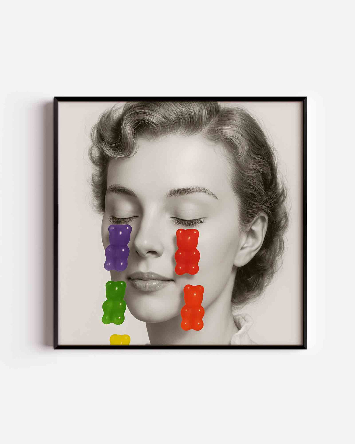 Vrouw met kleurrijke beren – Pop Art vierkante poster als wanddecoratie