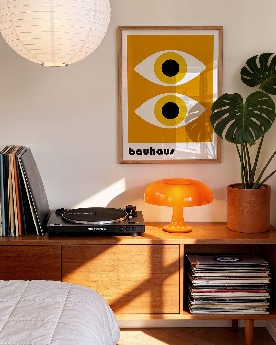 Oogvormen en kleur – geometrische Bauhaus poster in staand formaat