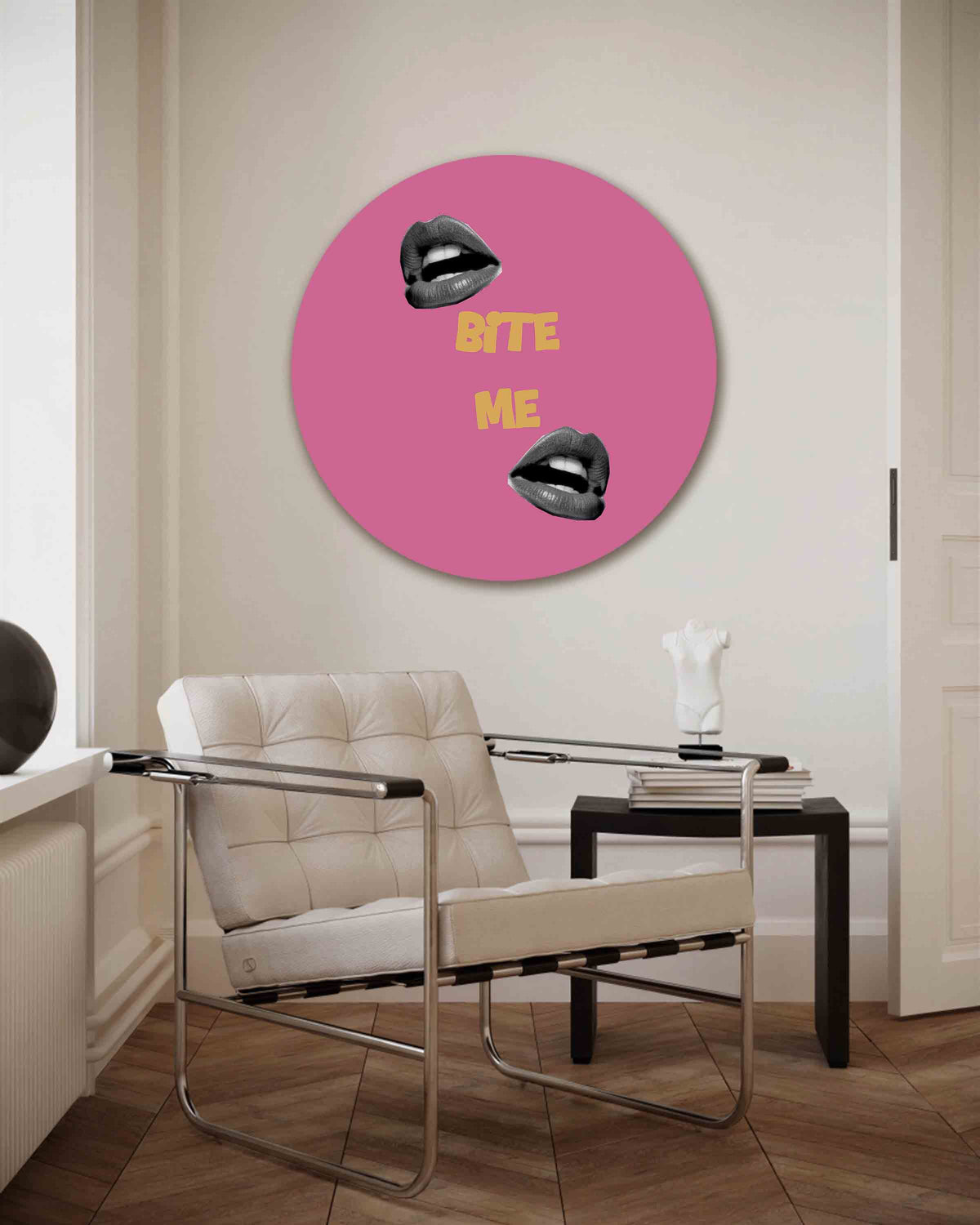 Bite me – Pop Art muurcirkel als ronde wanddecoratie