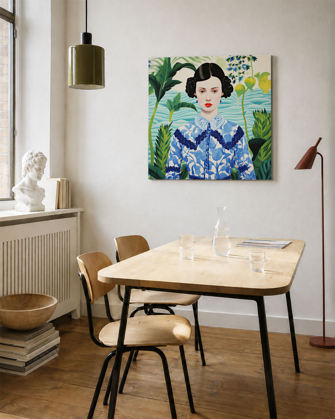Vrouw in natuurlijke omgeving kunstwerk – vierkante wanddecoratie – dit werk toont een vrouw met een blauw-wit patroon in een