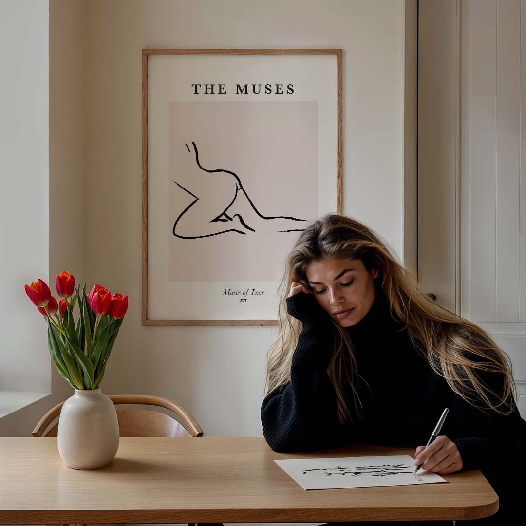 Elegante Muses van Liefde – lijntekening poster in staand formaat