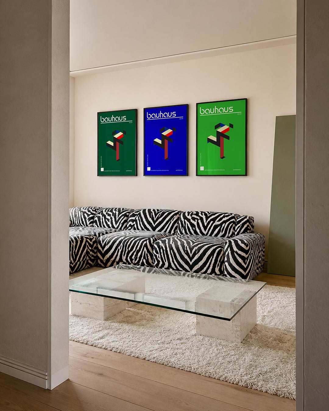 Kleur en lijnenspel posterset – tweede productweergave – deze posterset in drie delen toont een dynamisch lijnenspel met