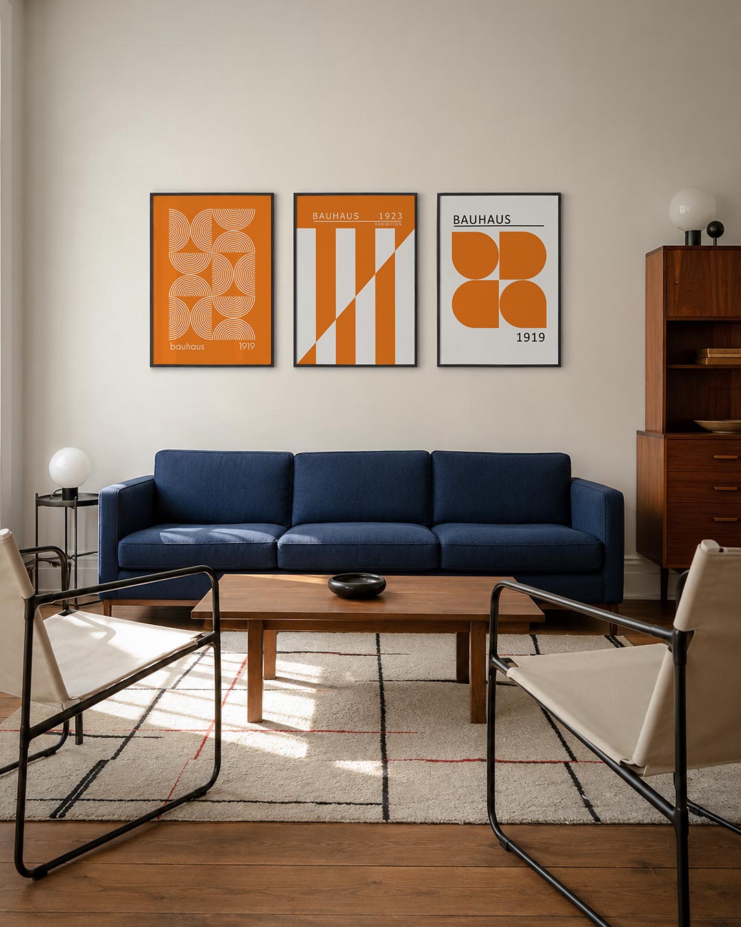 Cirkelpatroon oranje driedelige posterset – deze posterset in drie delen toont een ritmisch spel van witte cirkels op een