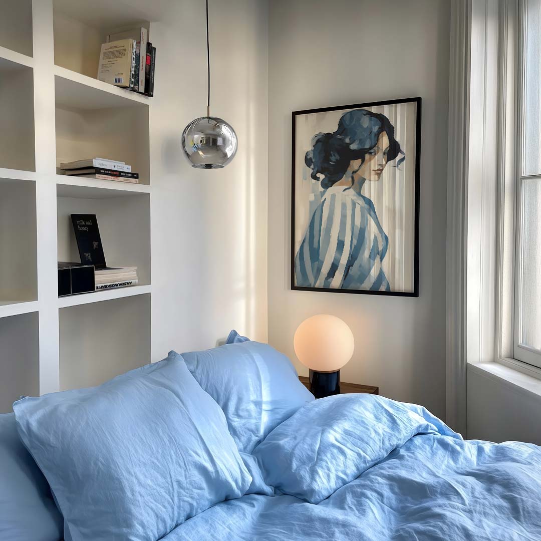 Mystieke Blauw Getinte Vrouw – vrouwelijk portret als moderne wandkunst