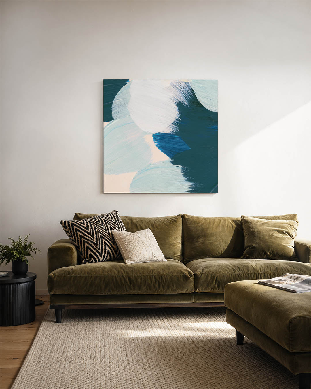 Dynamische kleurencompositie kunstwerk – sfeerbeeld – dit kunstwerk toont een levendige mix van blauw, groen en beige. De