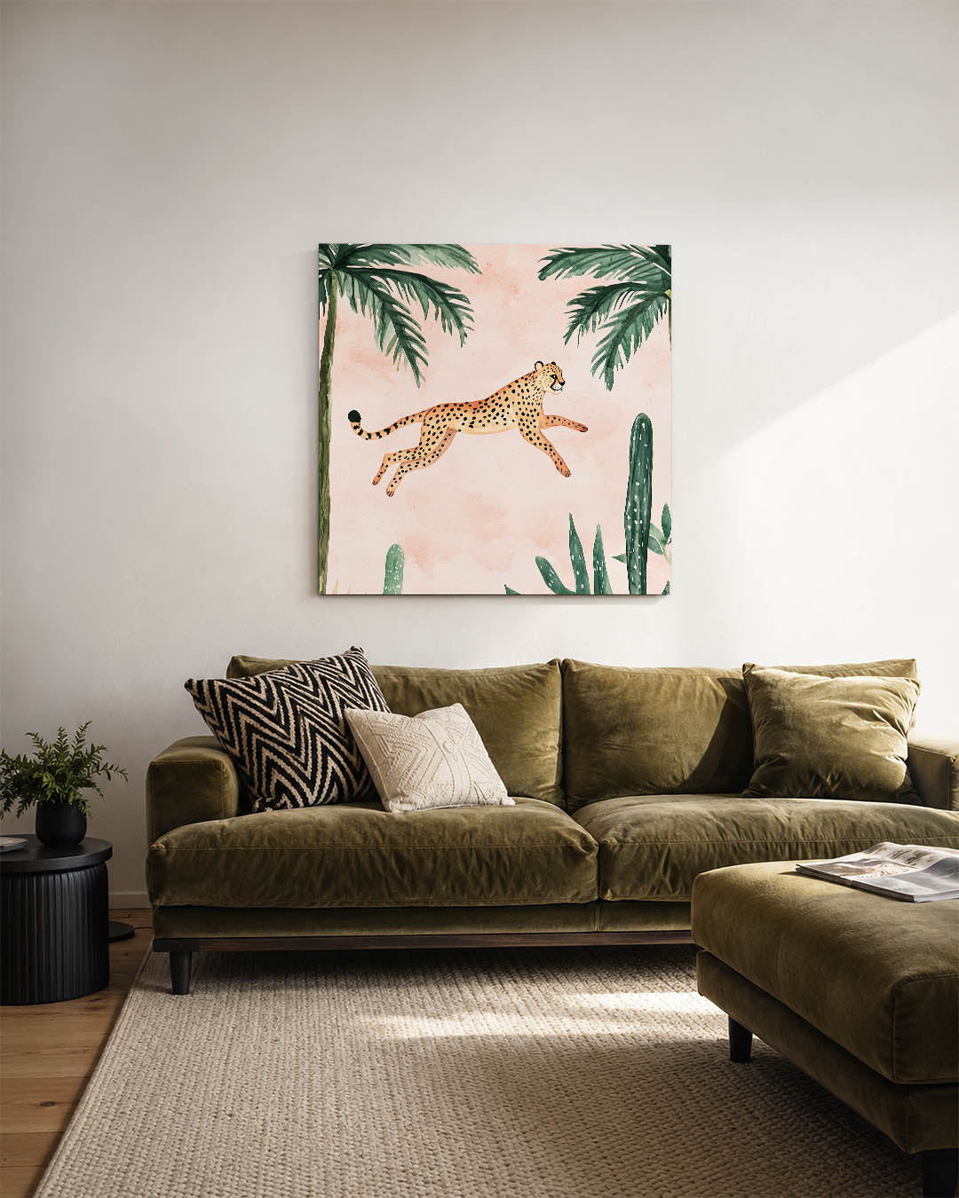 Springende luipaard kunstwerk – sfeerbeeld – dit kunstwerk toont een luipaard dat sierlijk door een tropisch landschap