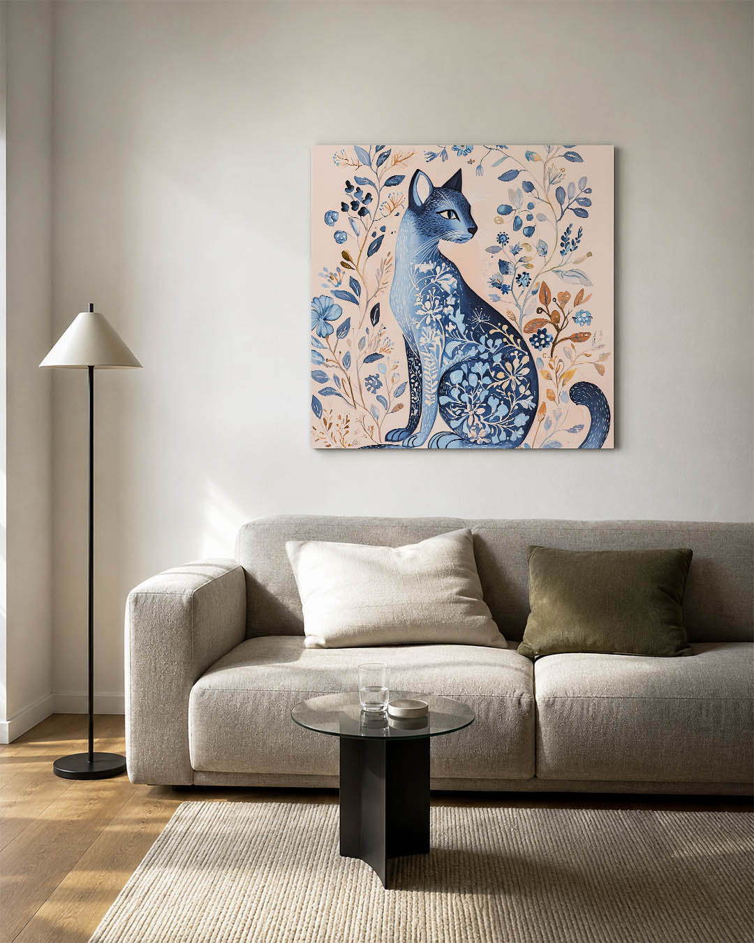 Fantasierijke kat kunstwerk – detailweergave – dit kunstwerk toont een sierlijke kat omringd door gedetailleerde bloemen en