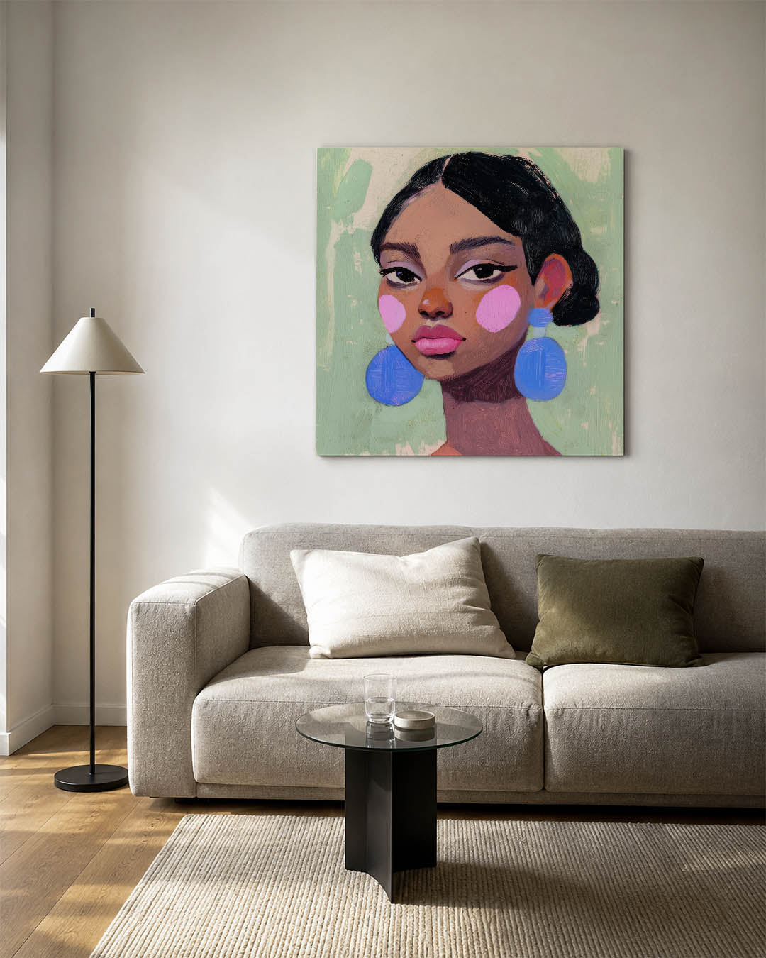 Portret kunstwerk – detailweergave – dit kunstwerk toont een vrouw met grote blauwe oorbellen en roze accenten op haar