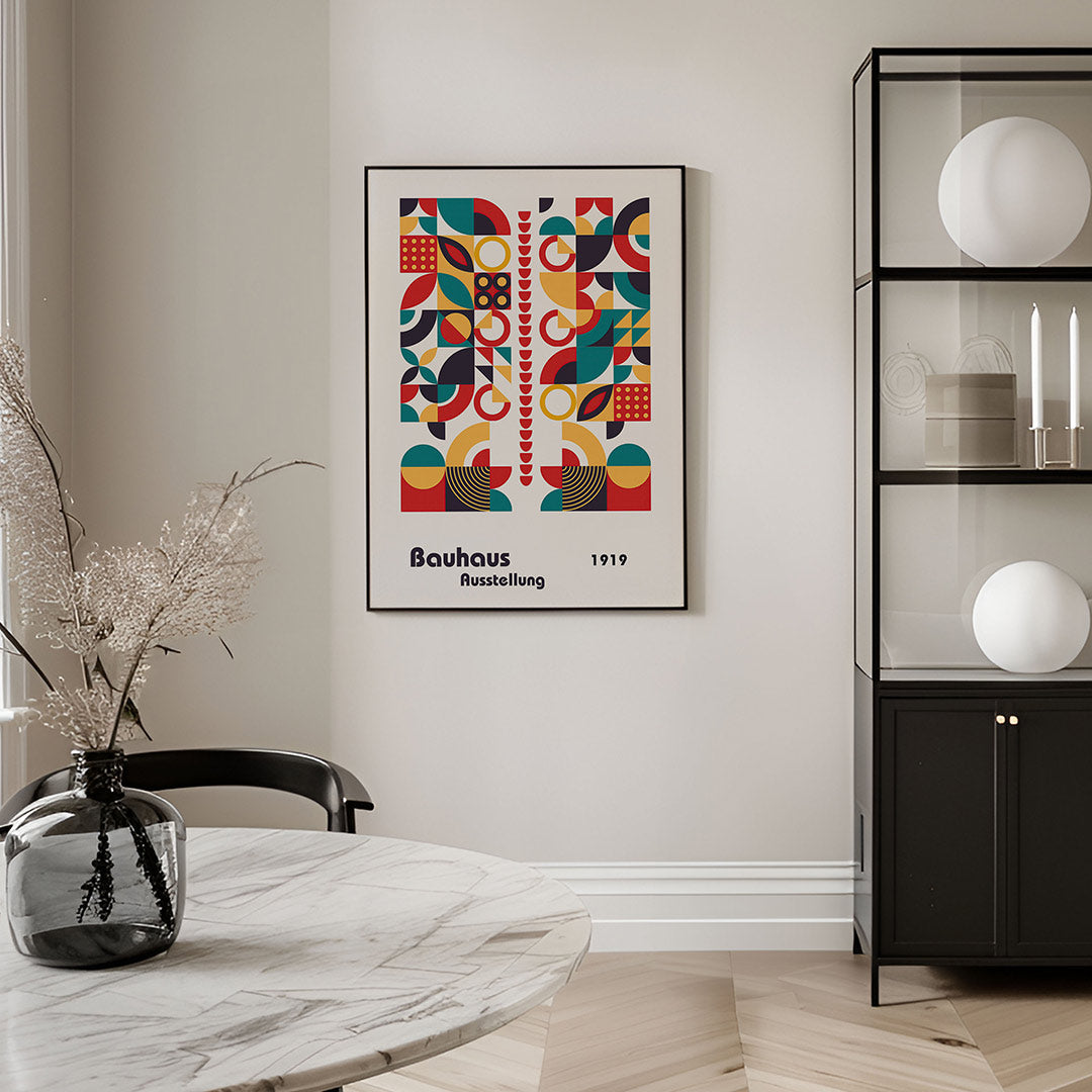 Vormritme en kleur – geometrische Bauhaus poster in staand formaat