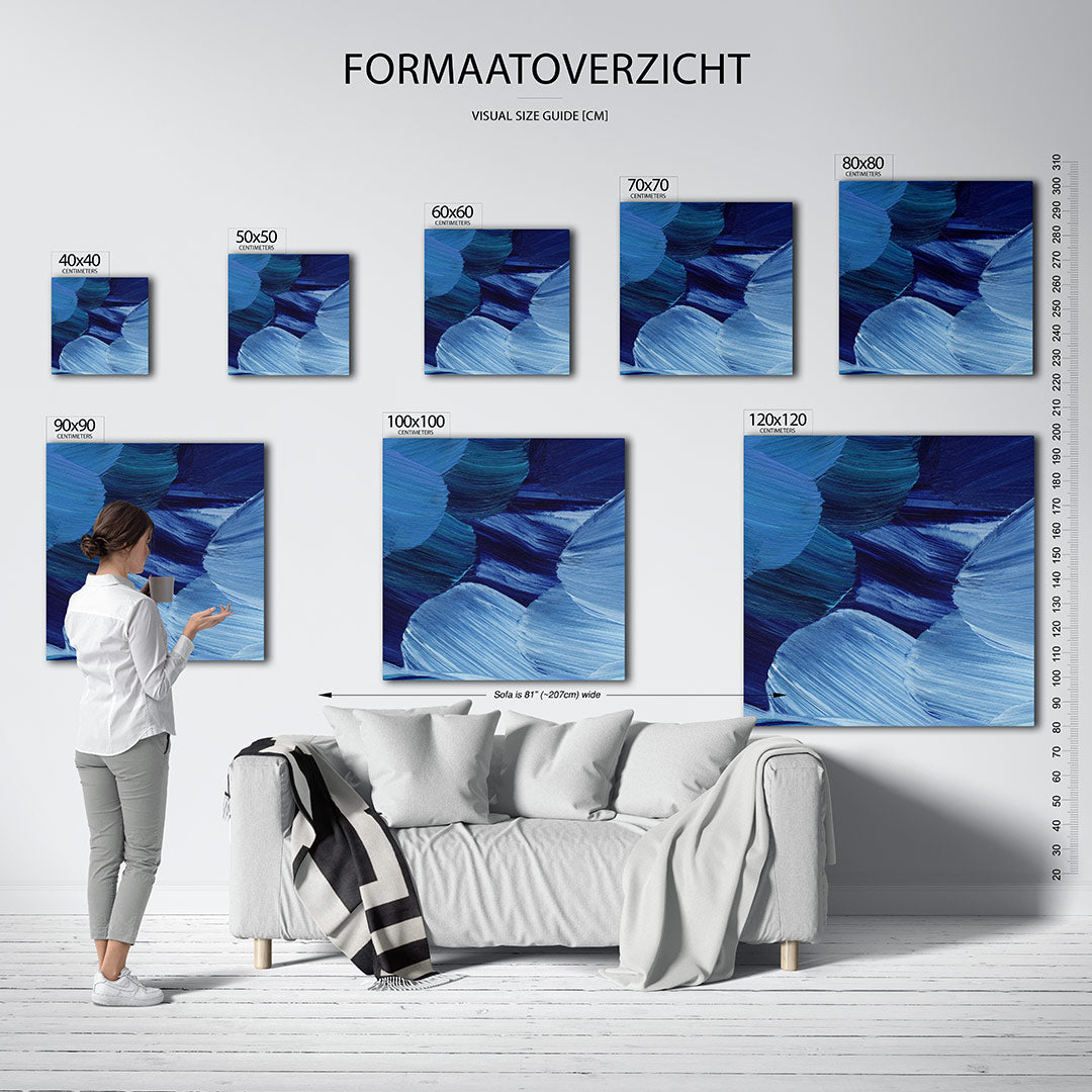 Dynamische blauwe borstels kunstwerk – dit kunstwerk toont een levendige compositie van blauwe penseelstreken. De vloeiende