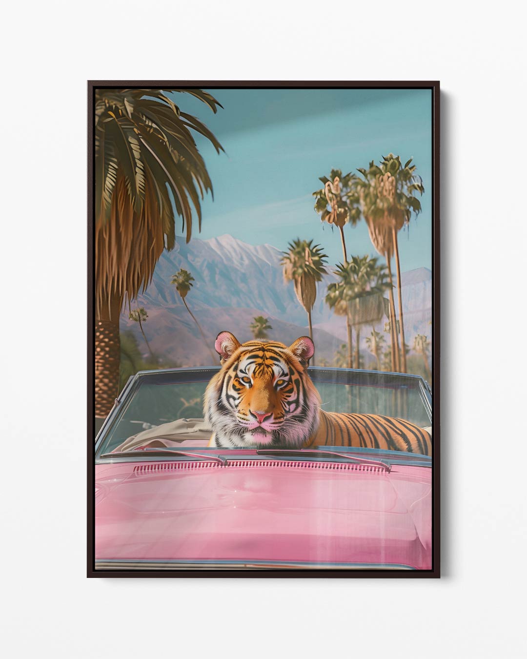 Tijger in de Roze Cabrio – portret kunstwerk als wanddecoratie