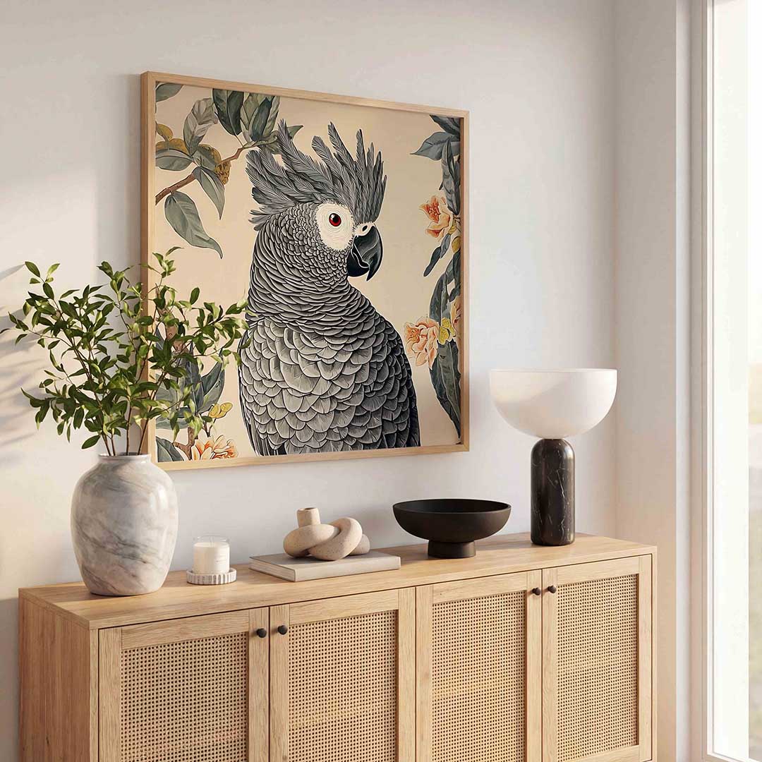 Grijze papegaai met bloemen – tropische poster in vierkant formaat