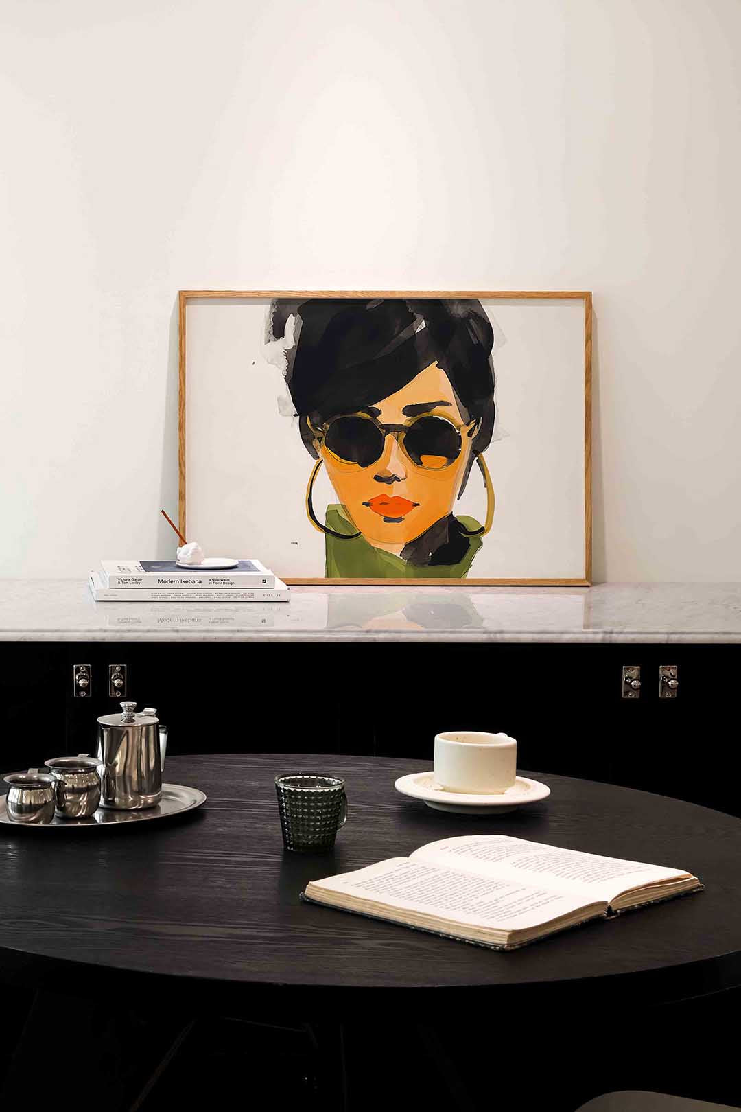 Vrouw met zonnebril – portret poster in liggend formaat