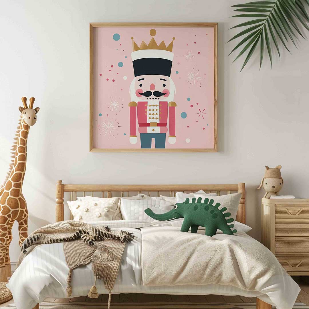 Notenkraakfiguur met kroon – vierkante kinderkamer wanddecoratie van WallArtistic