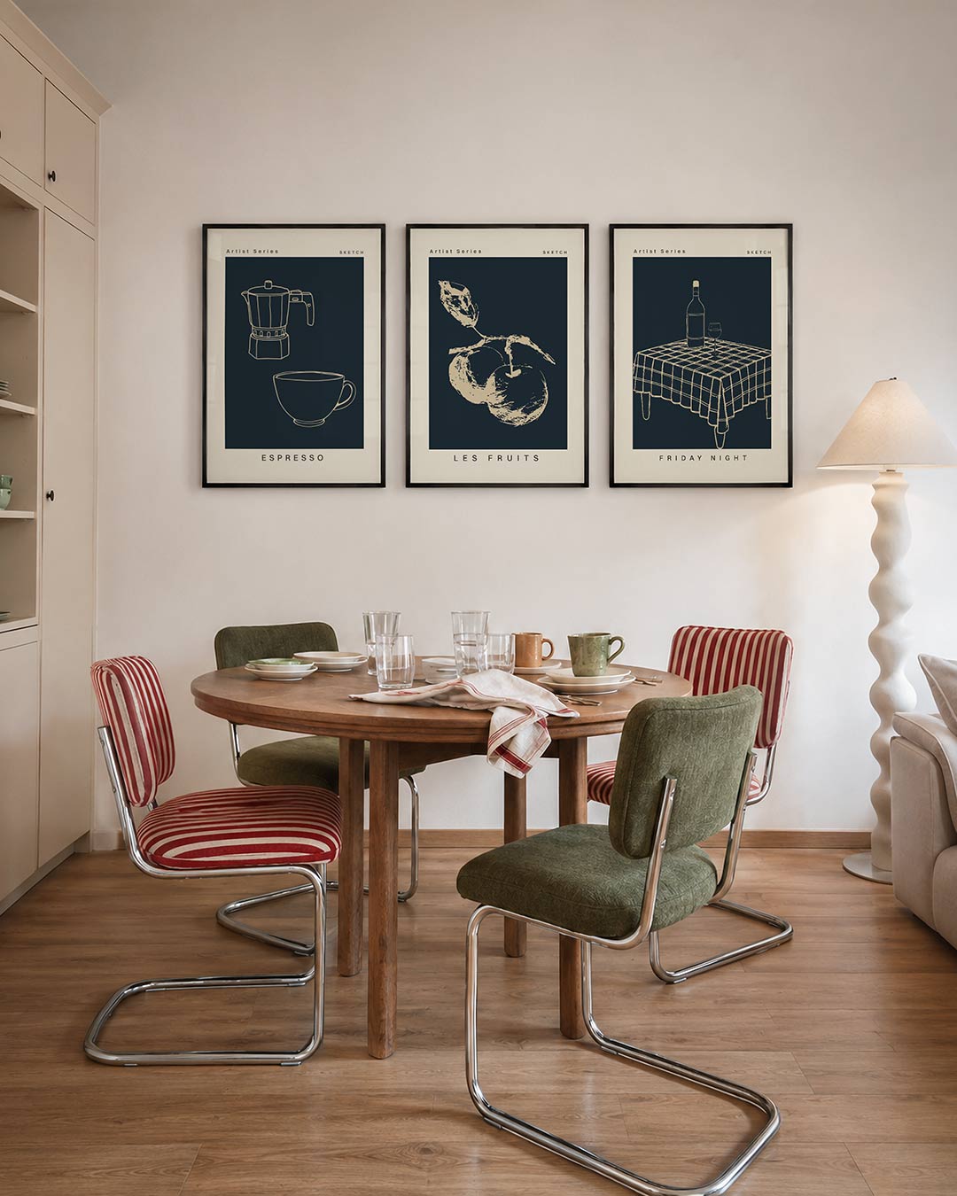 Lijnen en koffie driedelige posterset – deze posterset in drie delen toont een eenvoudige schets van een