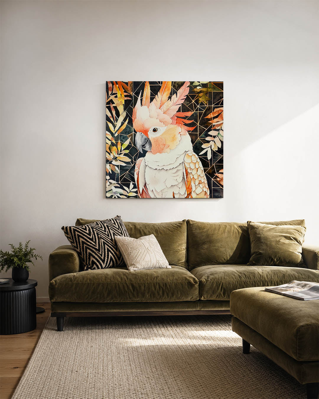 Vrolijke vogel kunstwerk – sfeerbeeld – dit kunstwerk toont een kleurrijke vogel met levendige oranje en beige tinten tegen