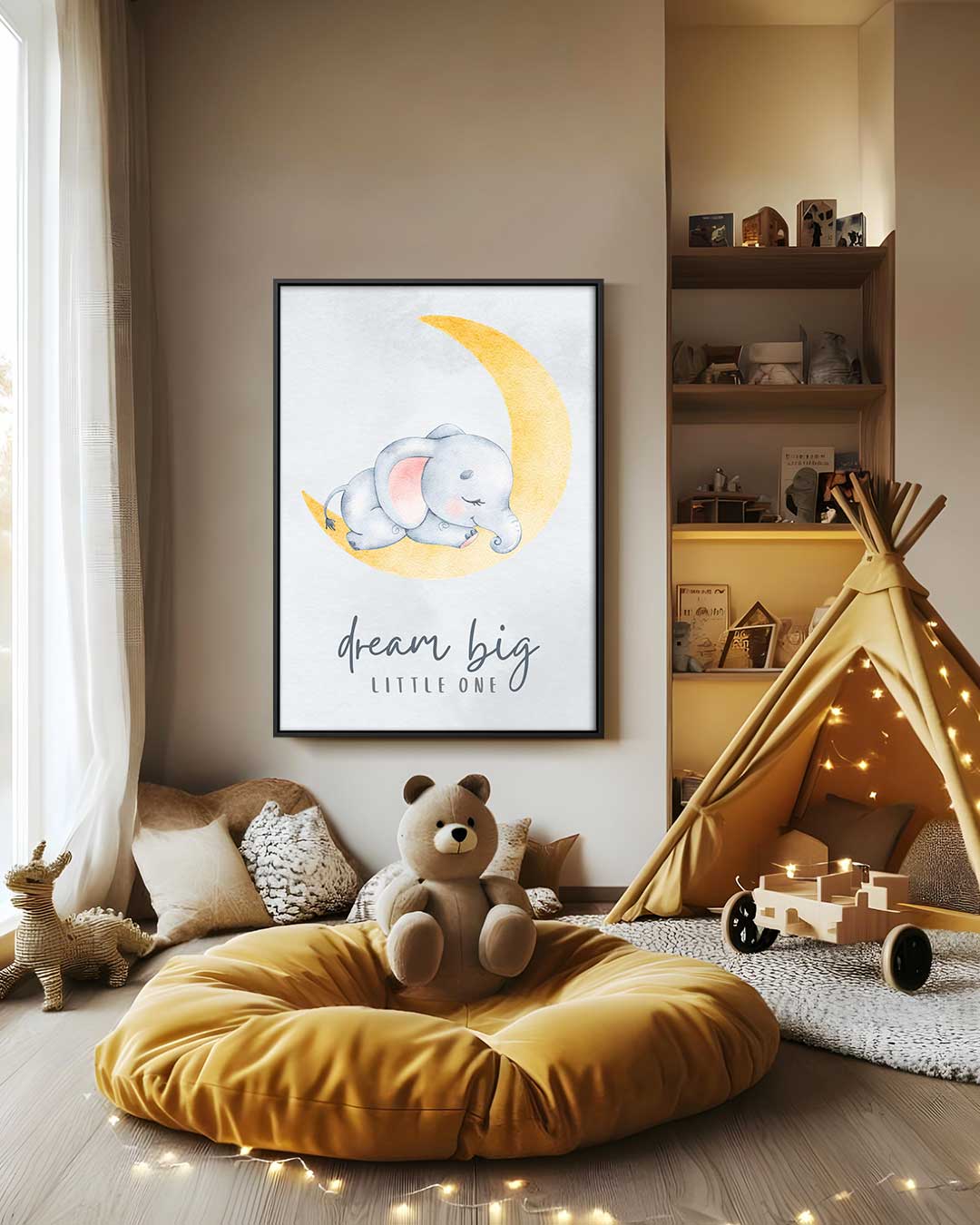 Dromende Olifant op de Maan – staand kunstwerk voor modern interieur