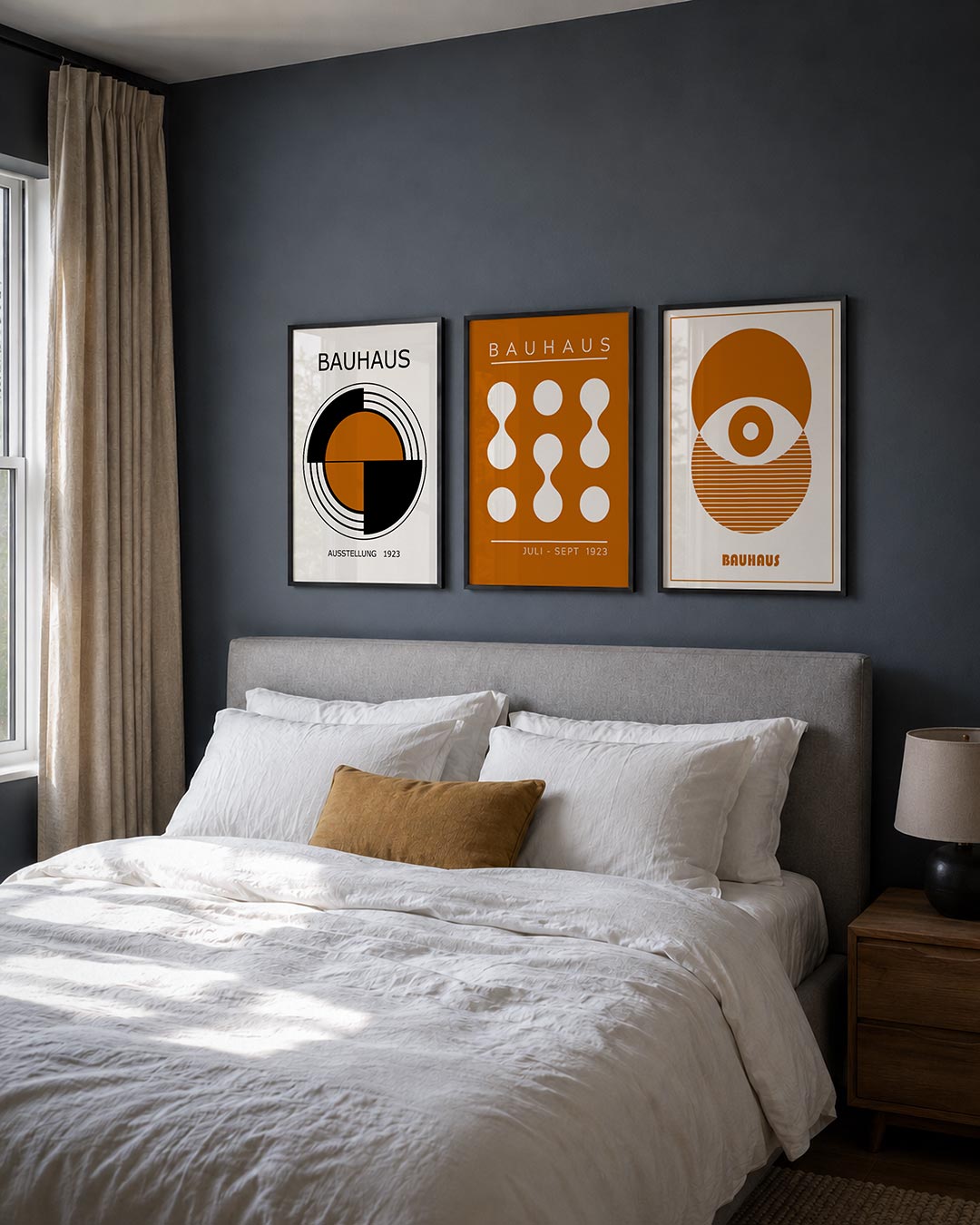Cirkel en lijnen posterset – derde productweergave – deze posterset in drie delen toont een centrale cirkel in warm oranje