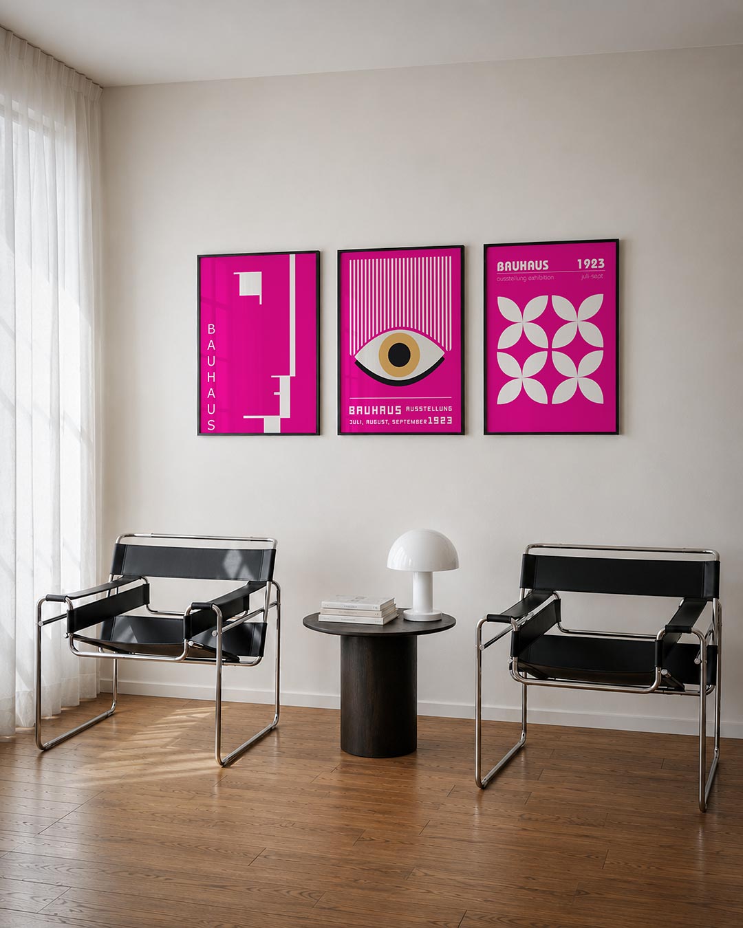 Vorm en kleur posterset – tweede productweergave – deze posterset in drie delen speelt met felle roze kleurvlakken en strakke