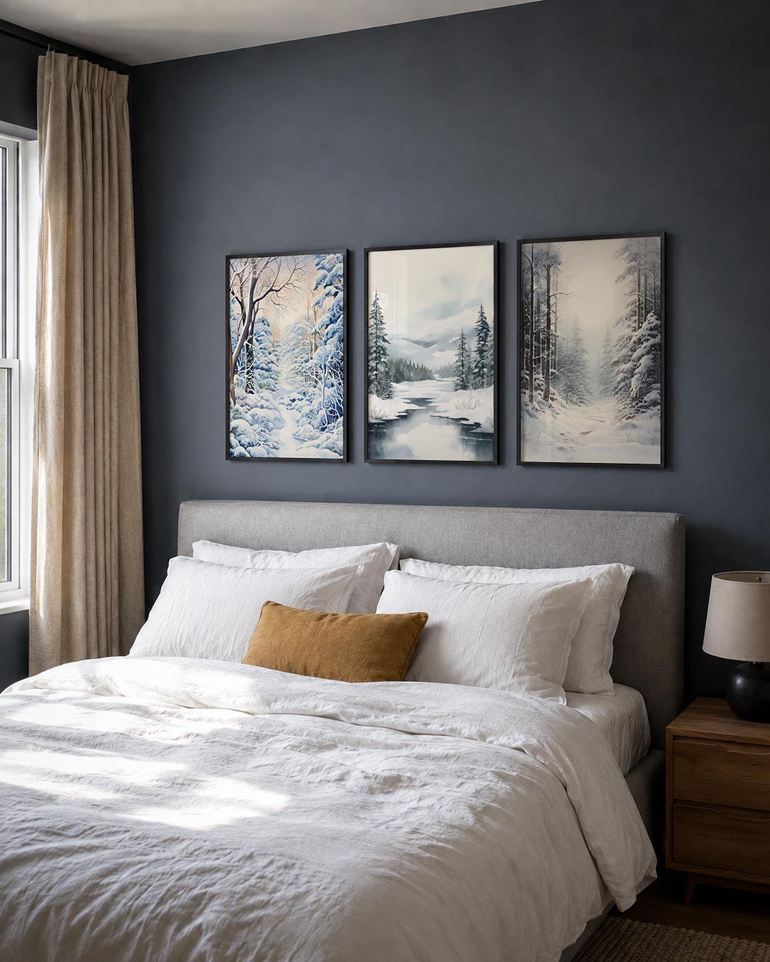 Winterse sereniteit posterset – detailweergave – een serene winterlandschap met kronkelende bomen en zachte