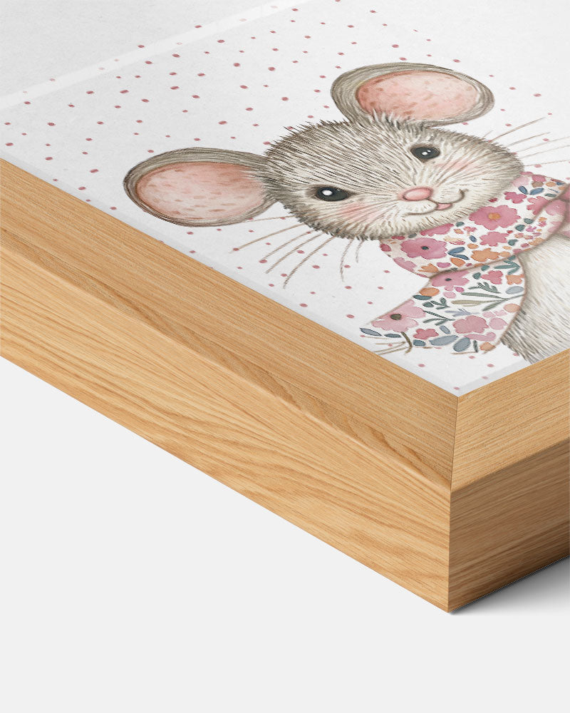 Schattige Muizenposter met Bloemensjaal – kids poster als vrolijke staande wanddecoratie