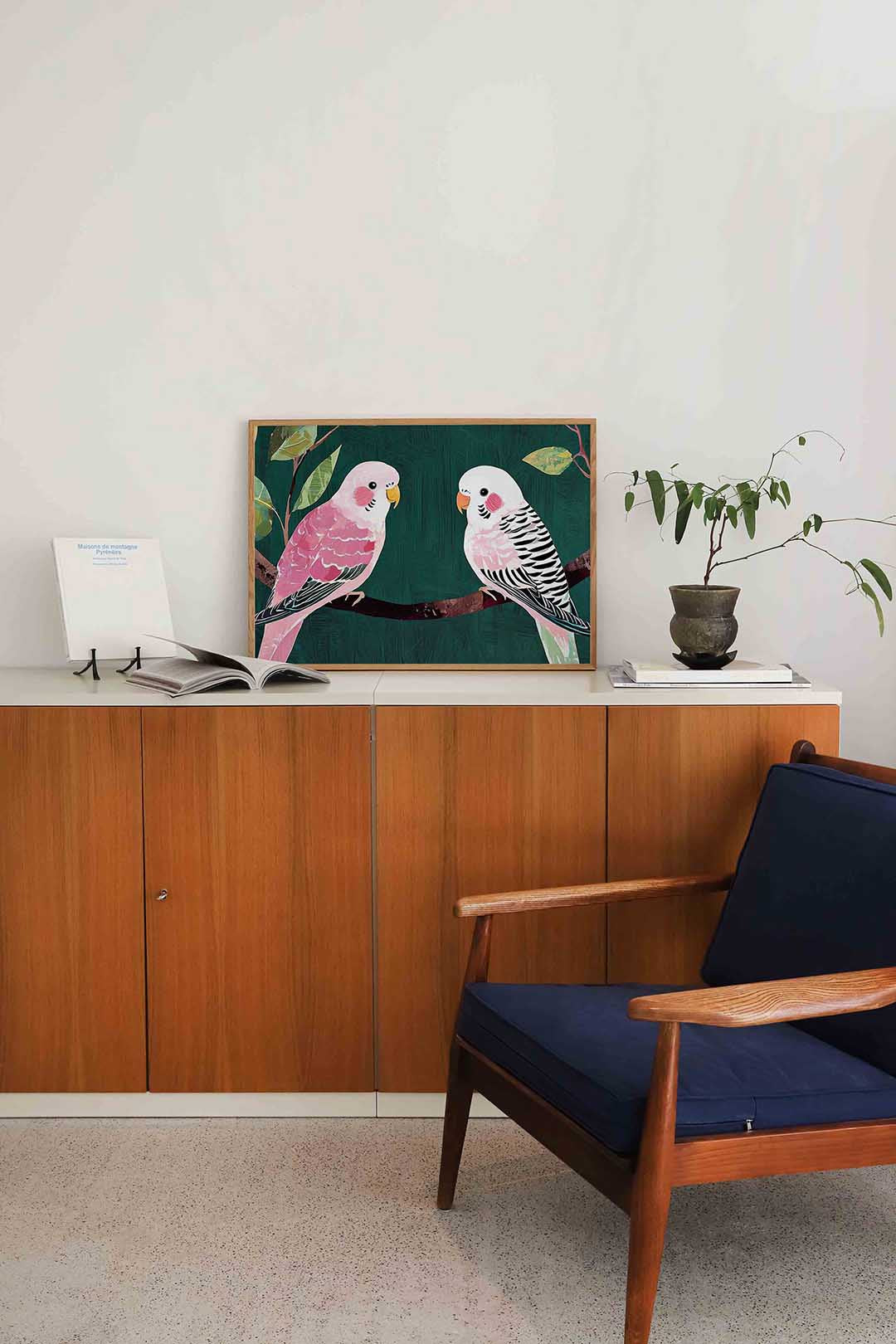 Twee parkieten op tak – liggende dieren wanddecoratie van WallArtistic