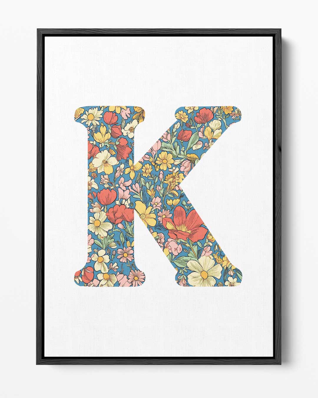 Bloemrijke Letter K – portret kunstwerk als wanddecoratie