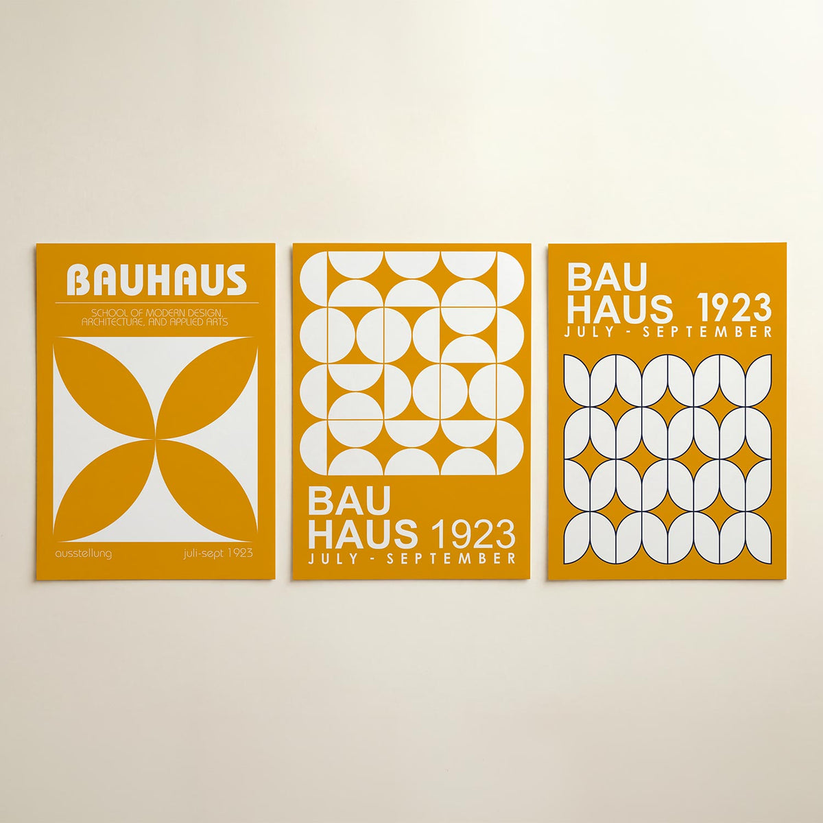 Vorm en kleur posterset – detailweergave – deze posterset in drie delen toont een levendig spel van oranje en wit. De