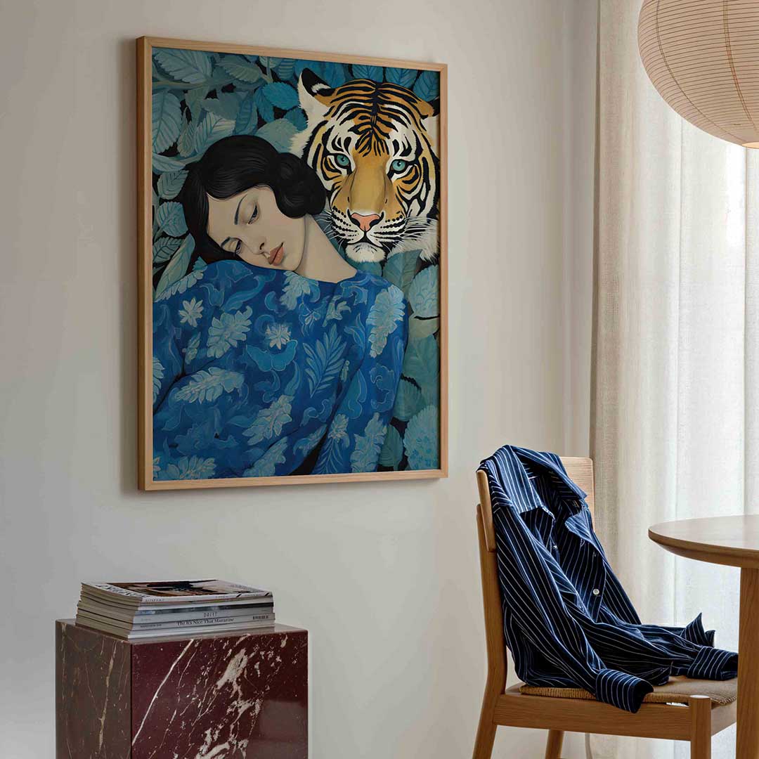 Vrouw en tijger – kleurrijke illustratie poster in staand formaat