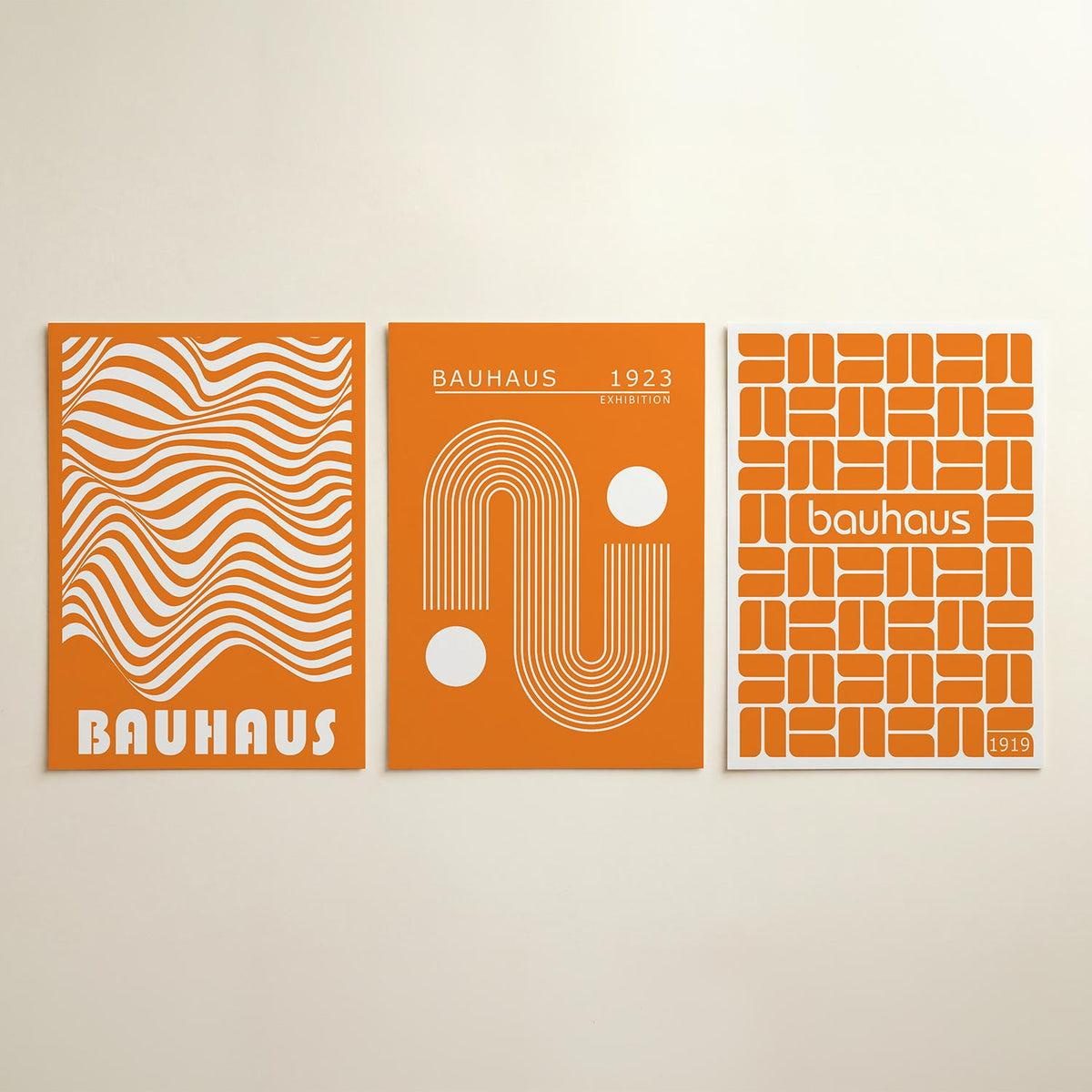 Golvend lijnenspel posterset – detailweergave – deze posterset in drie delen toont een dynamisch lijnenspel van golvende