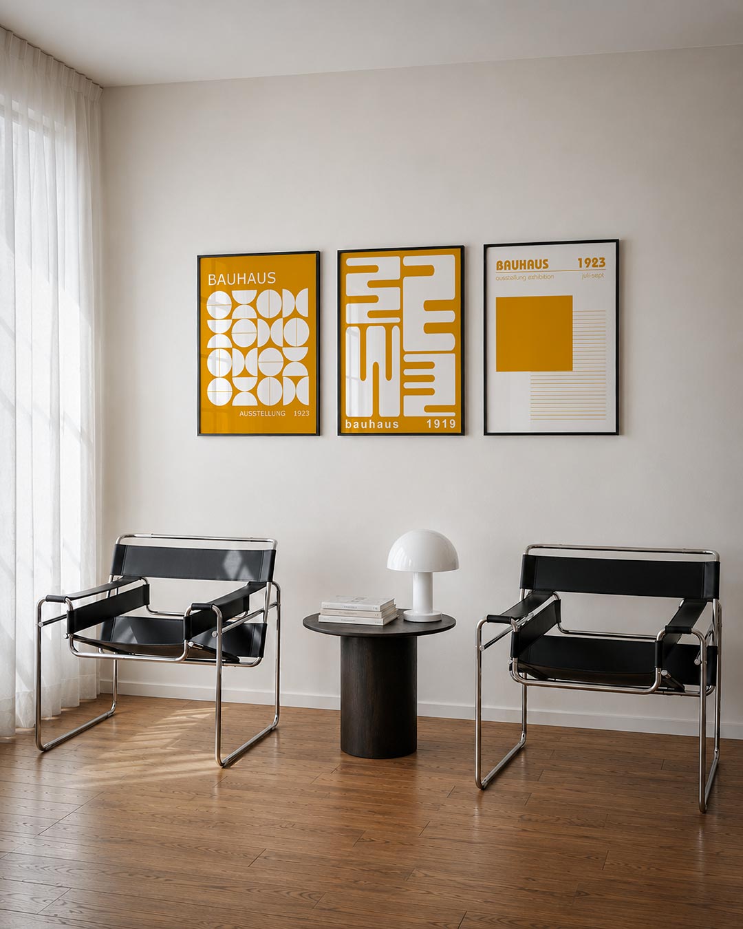 Vorm en kleur posterset – derde productweergave – deze posterset in drie delen toont een speelse ordening van witte