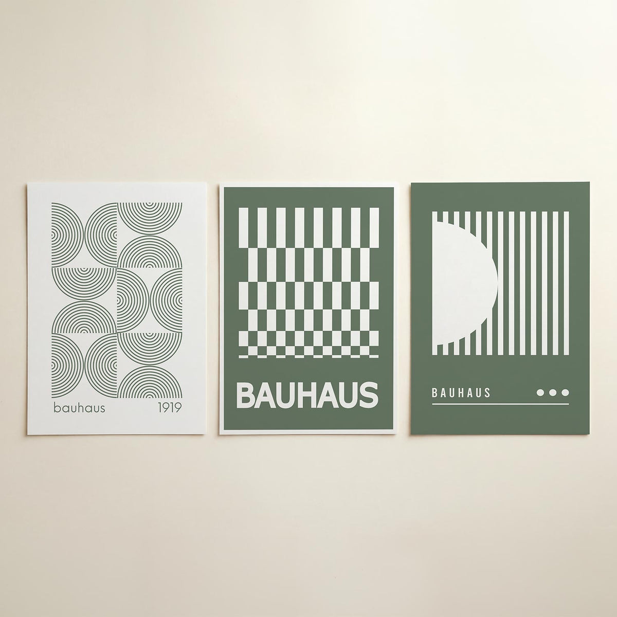 Cirkelritme driedelige posterset in interieur