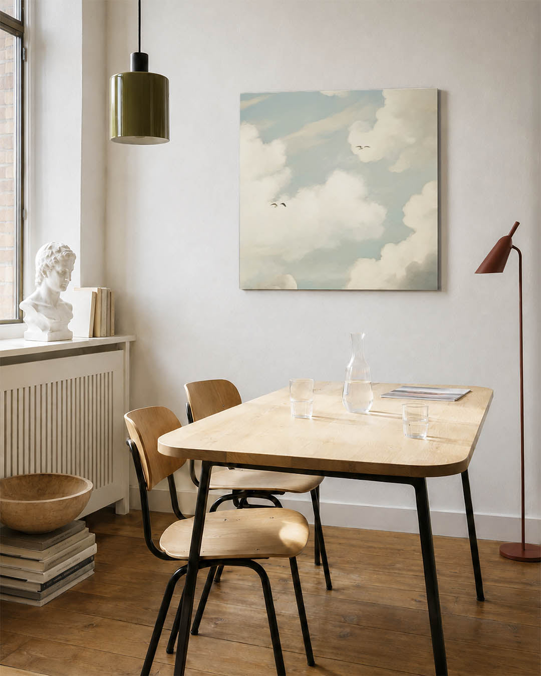Lucht met wolken kunstwerk – detailweergave – dit werk toont een serene lucht met zachte wolken en vogels. De compositie